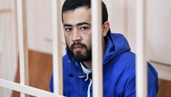 Рассмотрение ходатайства следствия об аресте Акрама Азимова - Sputnik Кыргызстан