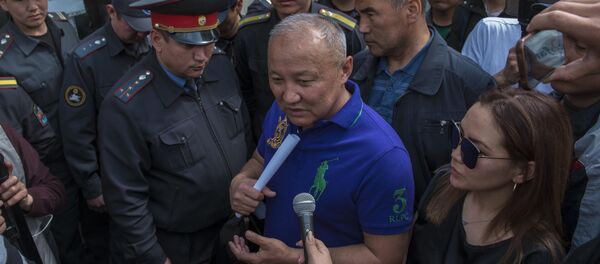 Милиция оцепила здание компании Sapatcom в Бишкеке - Sputnik Кыргызстан