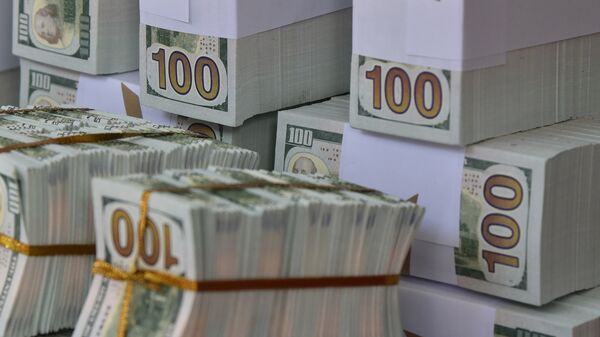 Сувенирные доллары США. Архивное фото - Sputnik Кыргызстан