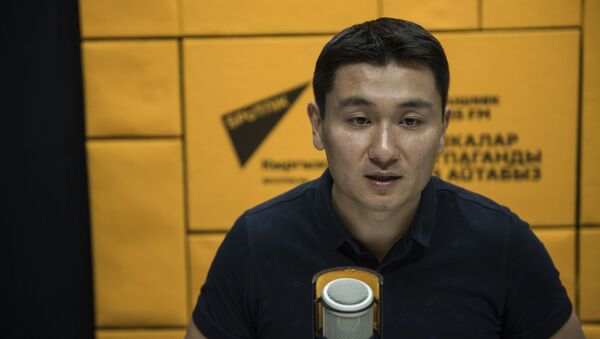 Гражданский активист Айбек Джангазиев - Sputnik Кыргызстан