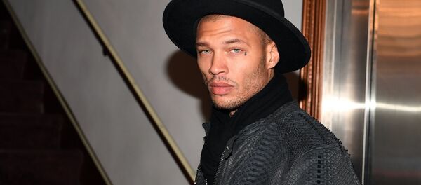 Модель Джереми Микс из США - Sputnik Кыргызстан