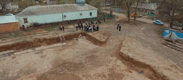 Балдар чуңкурда окуйбу? Мектеби жок айыл элинин арманы - Sputnik Кыргызстан