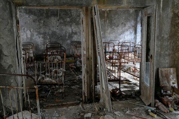 Город Припять, зона отчуждения Чернобыльской АЭС - Sputnik Кыргызстан