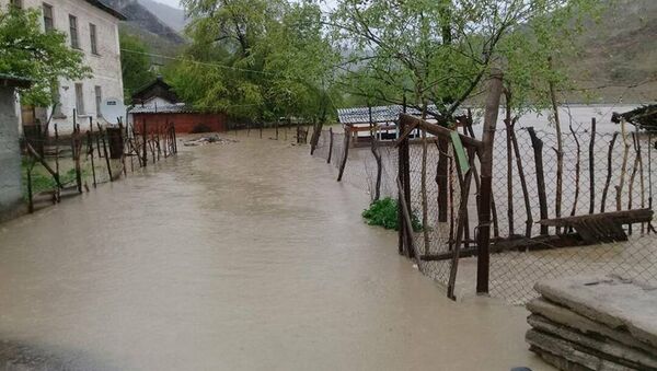 Последствия наводнения на участке Кой-Таш - Sputnik Кыргызстан