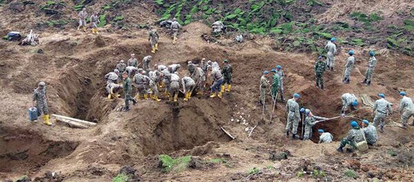 Сход оползня в селе Аюу Узгенского района - Sputnik Кыргызстан