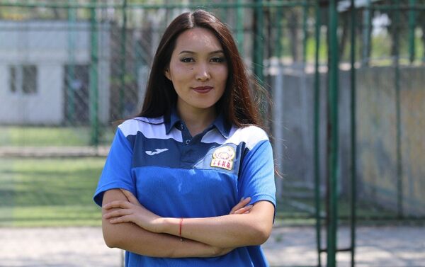 Участница конкурса Мисс футбол — 2017 Надира Исакова - Sputnik Кыргызстан