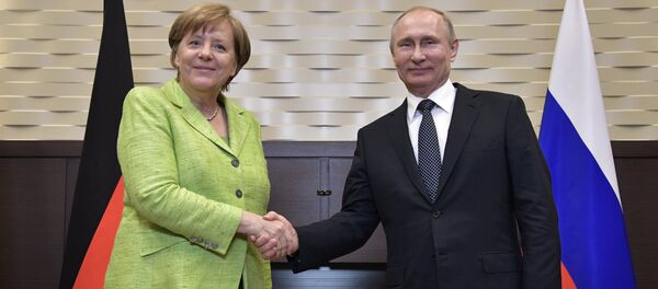 Переговоры президента РФ В. Путина с федеральным канцлером ФРГ А. Меркель - Sputnik Кыргызстан