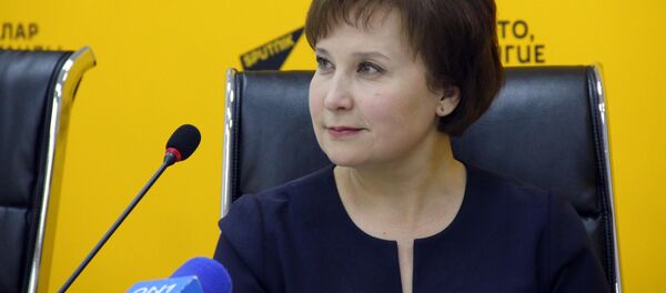 Координатор акции в Бишкеке Зульфира Хайбуллина во время видеомоста в мультимедийном пресс-центре Sputnik Кыргызстан - Sputnik Кыргызстан