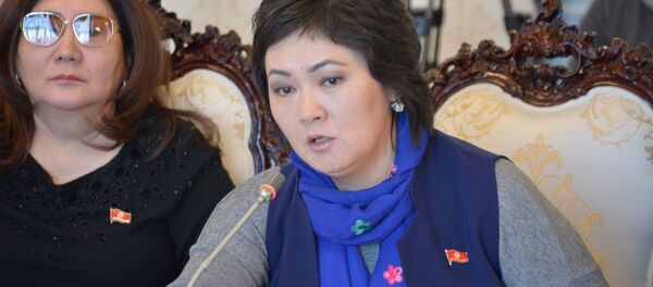 КСДП фракциясынын депутаты Жылдыз Мусабекова. Архив КСДП фракциясынын депутаты Жылдыз Мусабекова. Архив - Sputnik Кыргызстан