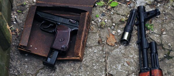 В ЛНР обнаружили около пяти тысяч боеприпасов в заброшенном доме - Sputnik Кыргызстан