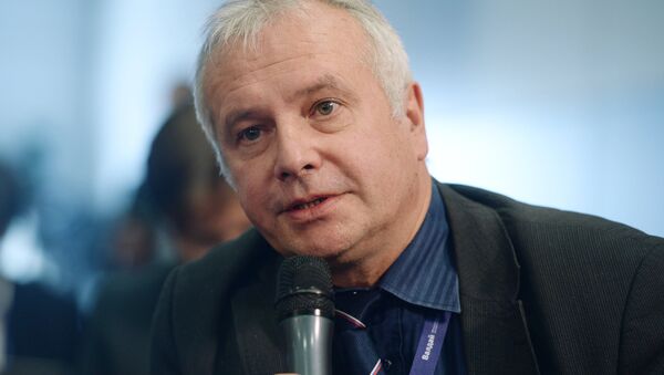Научный директор Германо-российского форума, немецкий политолог Александр Рар. Архивное фото - Sputnik Кыргызстан