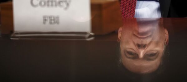 Директор ФБР Джеймс Коми Директор ФБР Джеймс Коми - Sputnik Кыргызстан