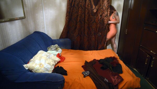 Девушка, занимающаяся проституцией. Арихвное фото - Sputnik Кыргызстан