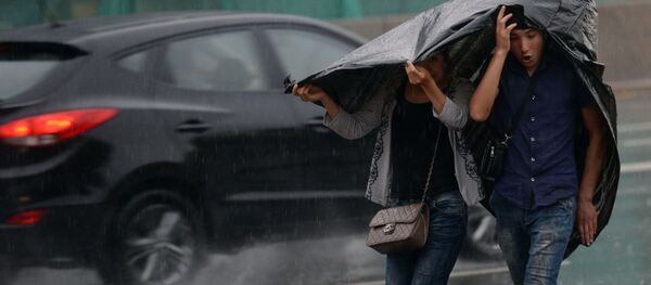 Дождь в Москве - Sputnik Кыргызстан