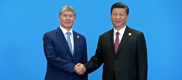 Рабочий визит Алмазбека Атамбаева в Китай - Sputnik Кыргызстан
