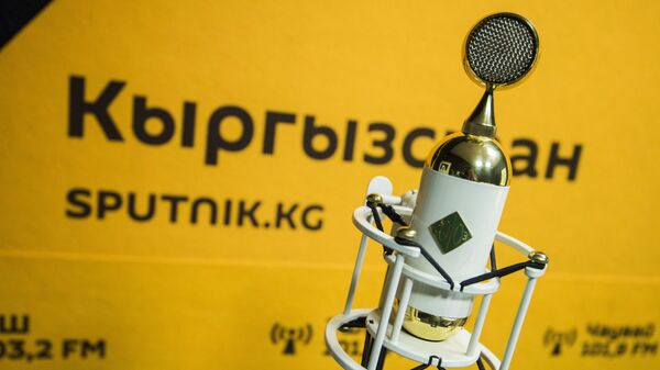 Студия радио в редакционном центре Sputnik Кыргызстан в Бишкеке - Sputnik Кыргызстан