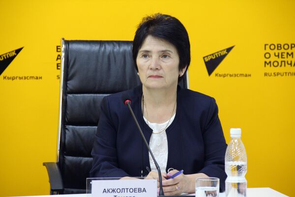 Что с нами стало? В Бишкеке мать избила ребенка до потери сознания - Sputnik Кыргызстан