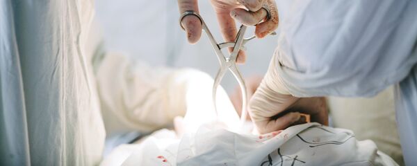 Операция на позвоночнике - Sputnik Кыргызстан