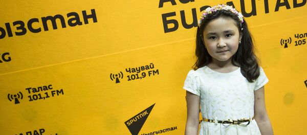 Восьмилетняя кыргызстанка Томирис Алымсеитова Восьмилетняя кыргызстанка Томирис Алымсеитова - Sputnik Кыргызстан
