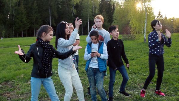 Дети, представлявшие страны СНГ и Балтии на проекте НТВ и Sputnik Ты супер! вновь прибыли в Москву, чтобы принять участие в финальном концерте вокального конкурса - Sputnik Кыргызстан