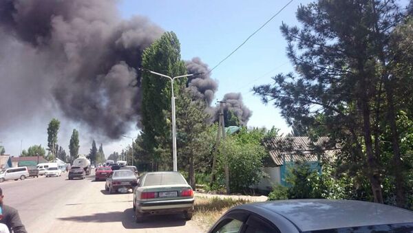 Пожар в складе в селе Кен-Булун - Sputnik Кыргызстан