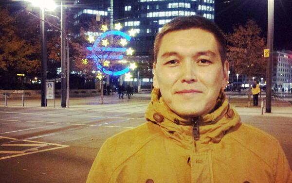 Житель Бишкека Бакытбек Абдуллаев добился материальной компенсации от мэрии столицы за проколотую шину автомобиля - Sputnik Кыргызстан