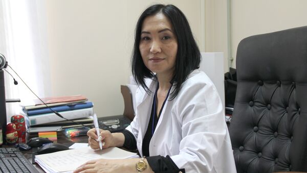 Заместитель директора республиканского центра крови в Бишкеке Айганыш Сатыбалдиева - Sputnik Кыргызстан