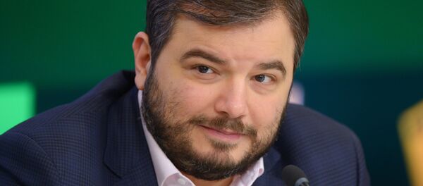 Генеральный продюсер телеканала НТВ Тимур Вайнштейн на пресс-конференции. Архивное фото - Sputnik Кыргызстан