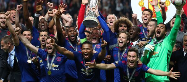 Футбол боюнча Европа лигасында англиялык Манчестер Юнайтед командасы жеңүүчү аталды - Sputnik Кыргызстан