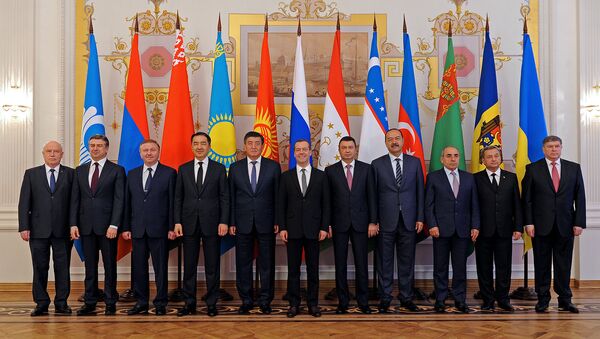 Заседаниие Совета глав правительств стран СНГ в Казани - Sputnik Кыргызстан