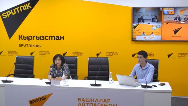 Отношения детей и родителей обсудили в пресс-центре Sputnik Кыргызстан - Sputnik Кыргызстан