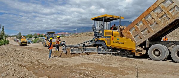 Ход строительства автодороги Балыкчи-Корумду. Архивное фото - Sputnik Кыргызстан