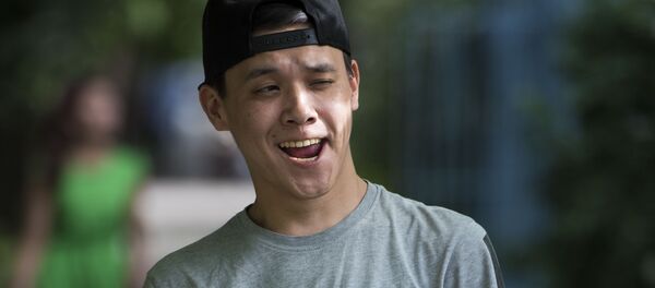 Двойники звезд в Бишкеке - Sputnik Кыргызстан