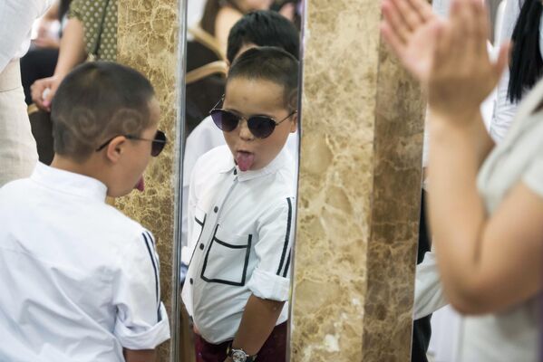 Показ детской моды с синдромом Дауна в Бишкеке - Sputnik Кыргызстан