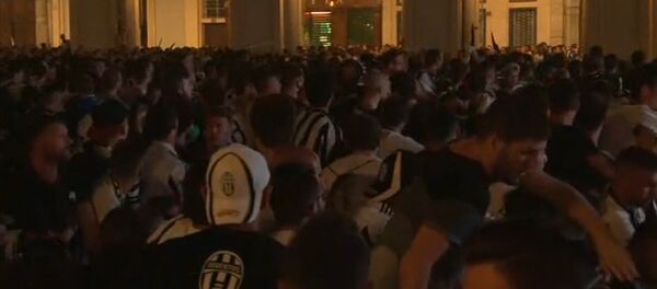 В Турине при давке пострадали 1400 человек, 8 — в тяжелом состоянии - Sputnik Кыргызстан