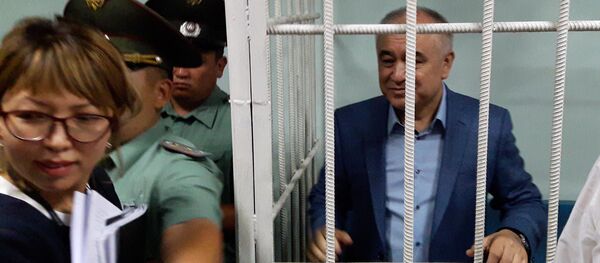 ЖКнын экс-депутаты Өмүрбек Текебаев. Архив - Sputnik Кыргызстан