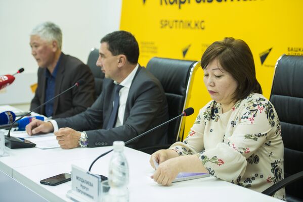 Пресс-конференция Санэпиднадзор об отравлениях и о заражениях в летний период - Sputnik Кыргызстан