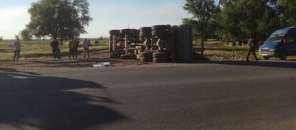 ДТП на трассе в селе Люксембург - Sputnik Кыргызстан