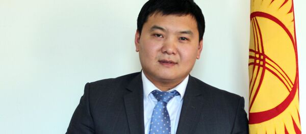 Архивное фото назначенного заместителем председателя Государственного комитета промышленности, энергетики и недропользования Алымбека Орозбекова Архивное фото назначенного заместителем председателя Государственного комитета промышленности, энергетики и недропользования Алымбека Орозбекова - Sputnik Кыргызстан