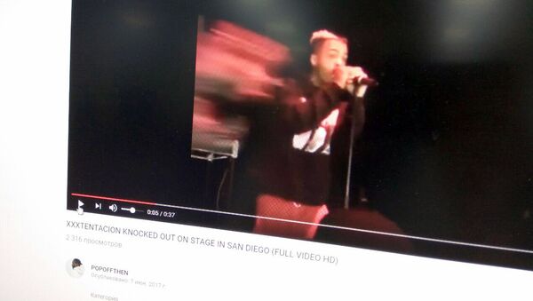 Снимок с видеохостинга Youtube пользователя POPOFFTHEN. Американский рэпер XXXTentacion - Sputnik Кыргызстан