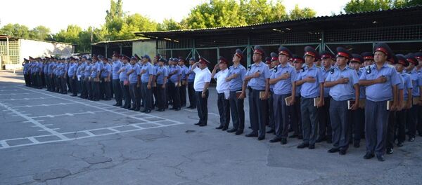 Награждение отличившихся сотрудников патрульной милиции - Sputnik Кыргызстан