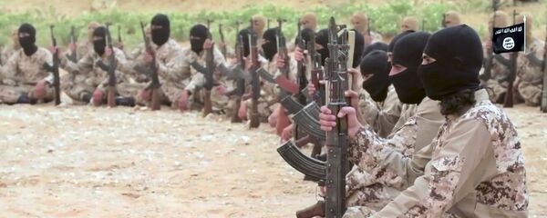 Ислам мамлекети террордук уюмунун согушкерлери. Архив - Sputnik Кыргызстан