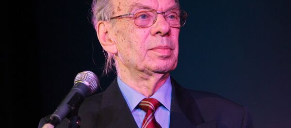 СССРдин Эл артисти Алексей Баталовдун архивдик сүрөтү СССРдин Эл артисти Алексей Баталовдун архивдик сүрөтү - Sputnik Кыргызстан