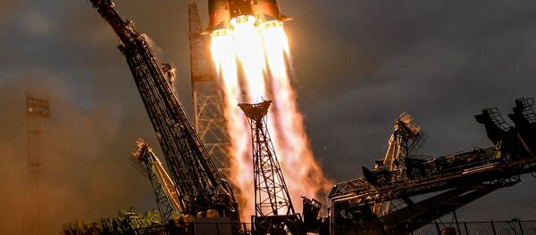 Пуск ракеты-носителя с космодрома Байконур. Архивное фото - Sputnik Кыргызстан