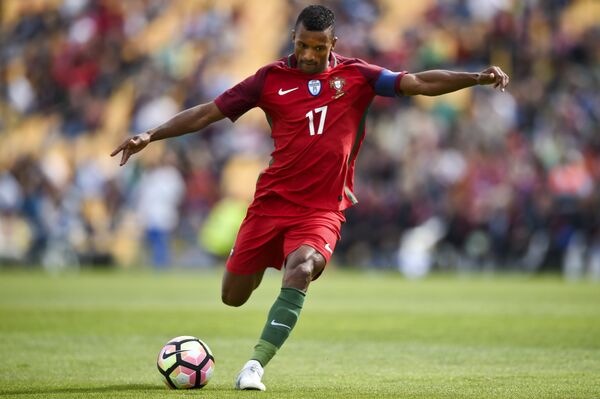 Португальский форвард Нани Португальский форвард Нани - Sputnik Кыргызстан