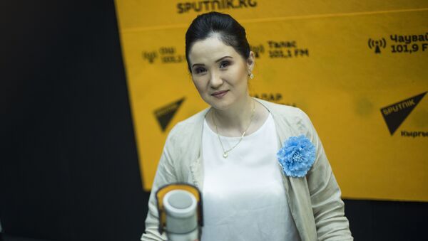5 жылдык иш тажрыйбасы бар косметолог Айнура Сагынбаева маек учурунда - Sputnik Кыргызстан