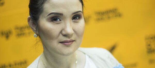 Косметолог с 15 летним стажем Айнура Сагынбаева - Sputnik Кыргызстан