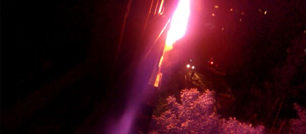 Как горела квартира в Бишкеке — видео соседей - Sputnik Кыргызстан