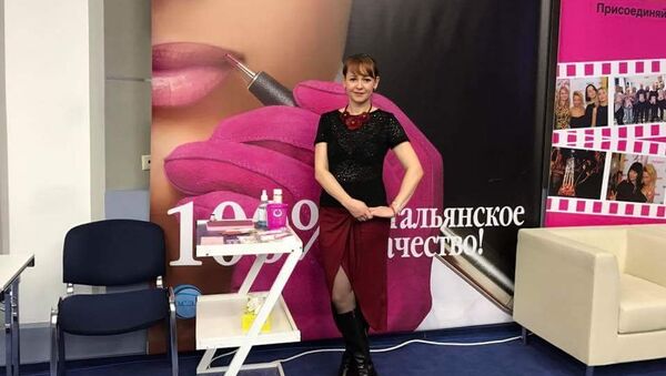 Основатель первого международного учебного центра мастеров перманентного макияжа в Кыргызстане Татьяна Севастьянова - Sputnik Кыргызстан