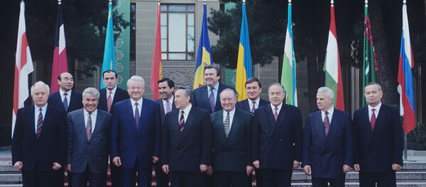 Встреча глав государств СНГ Встреча глав государств СНГ - Sputnik Кыргызстан